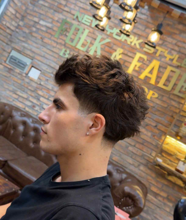 Choosing the Right Hairstyle for Your Face Shape – Expert Tips from Barbershop Thao Dien